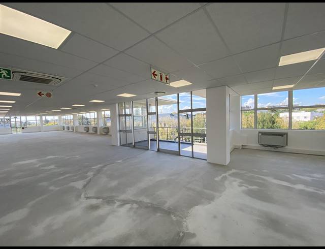 2,195M² OFFICE TO LET IN RONDEBOSCH